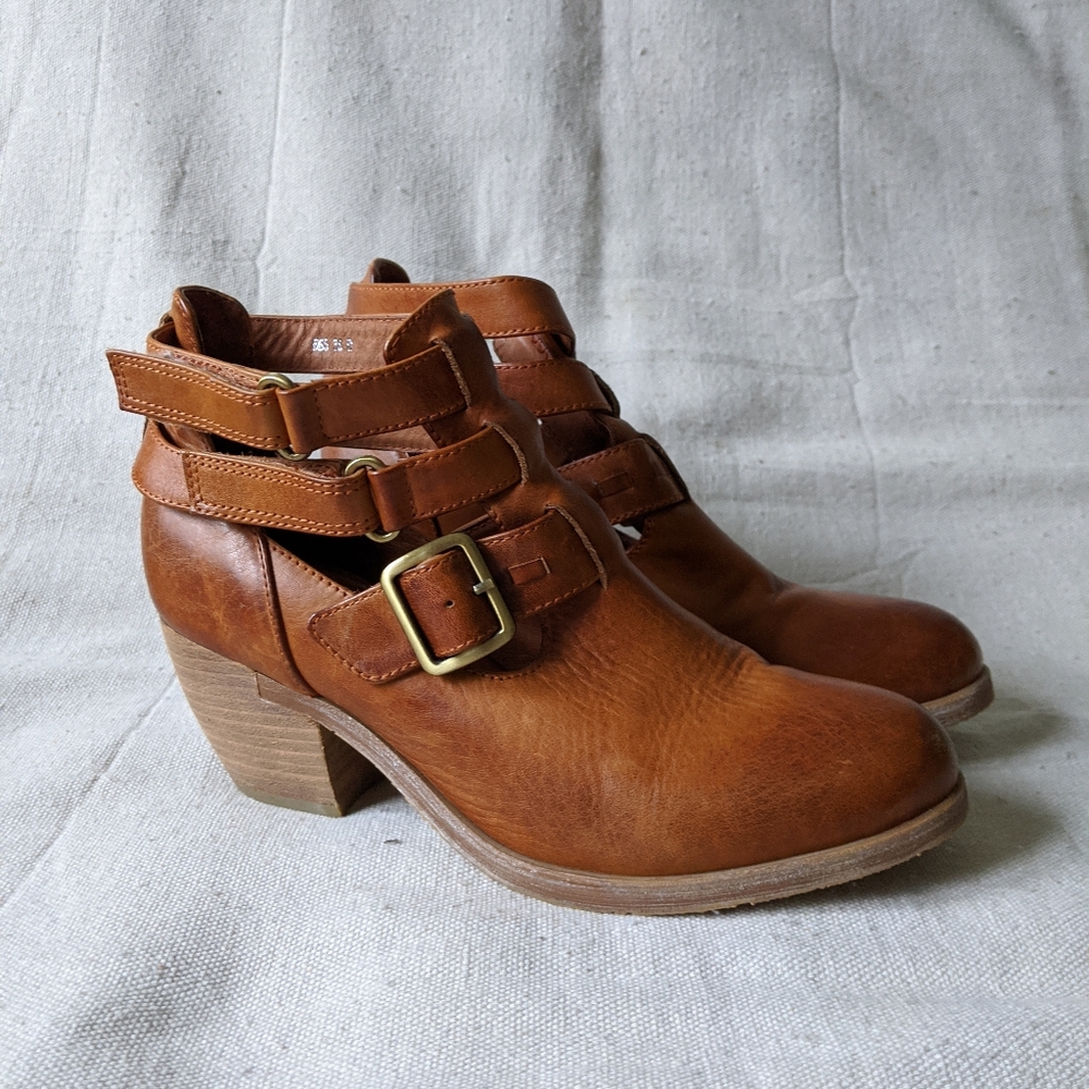 Antelope Brown Leather Buckle Ankle Boots Size 38